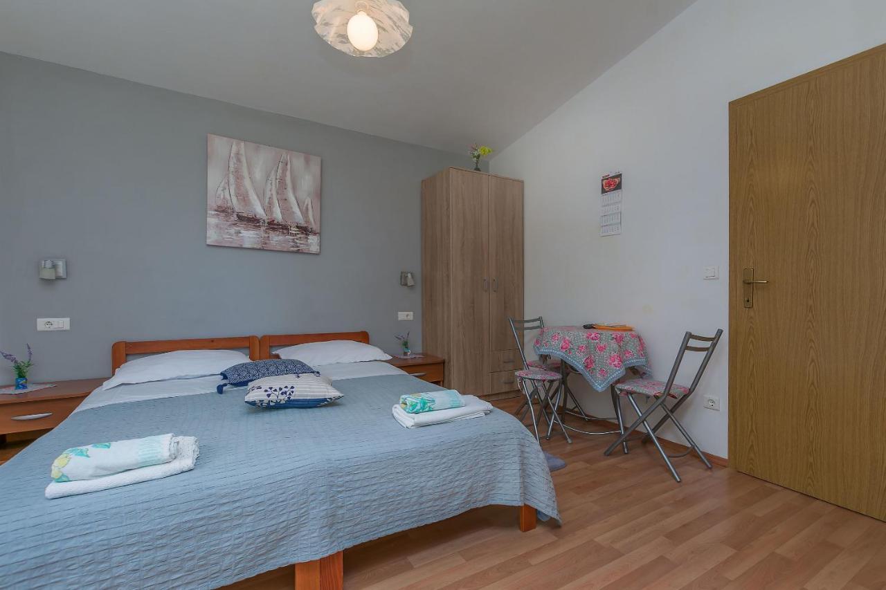 Apartment Goge Omiš Exterior foto